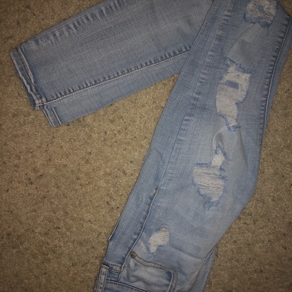 Brand New Ripped Light Wash Aeropostale Jeans!!